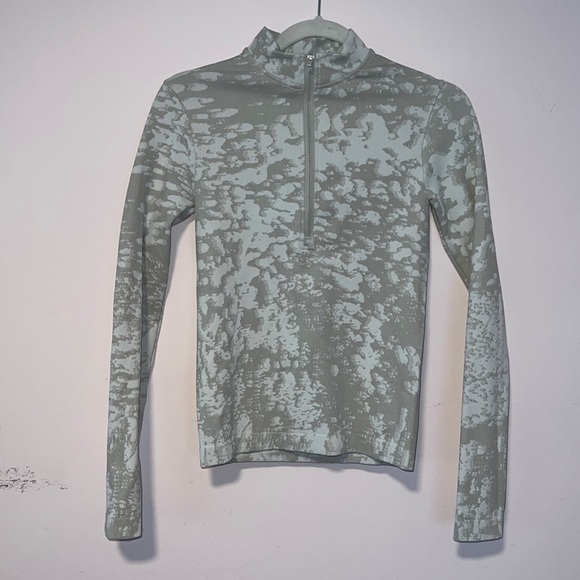 Mist Seamless Half-Zip Long-Sleeve! - Picture 2 of 10